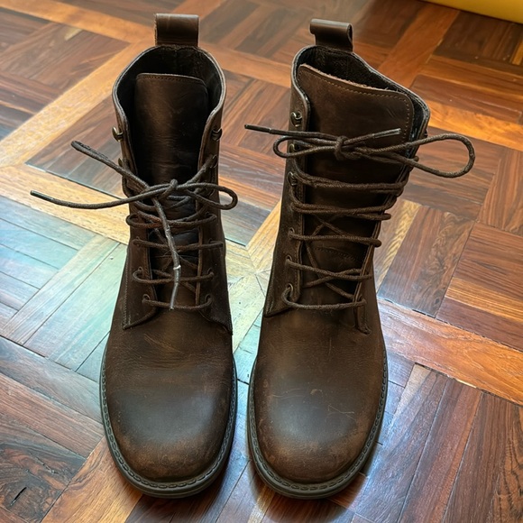 Agnes B leather combat boots US 6 with rubber soles. Very good condition - Picture 1 of 8